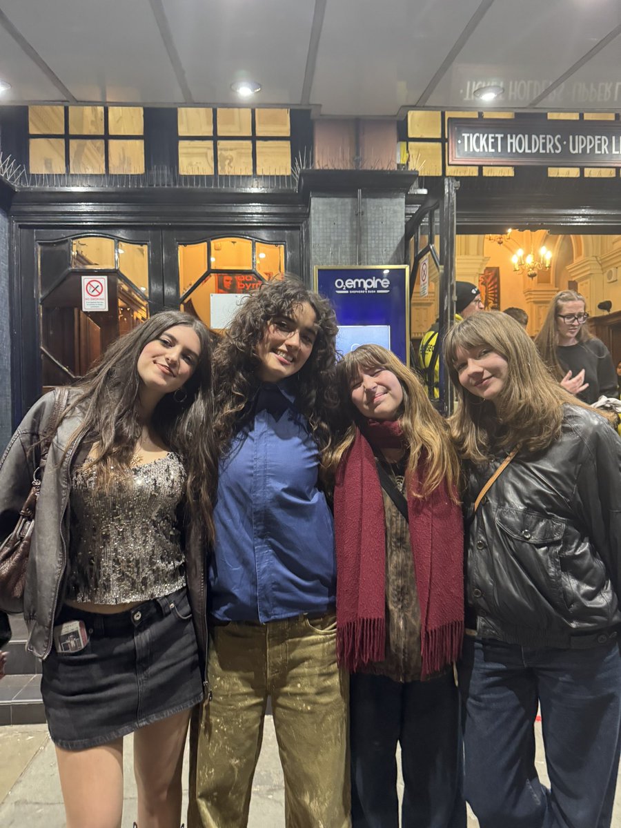 vivi !🌷 tweet media