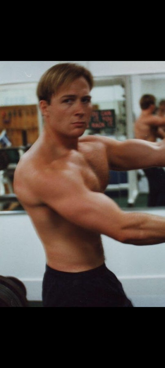 B slippystick tweet media