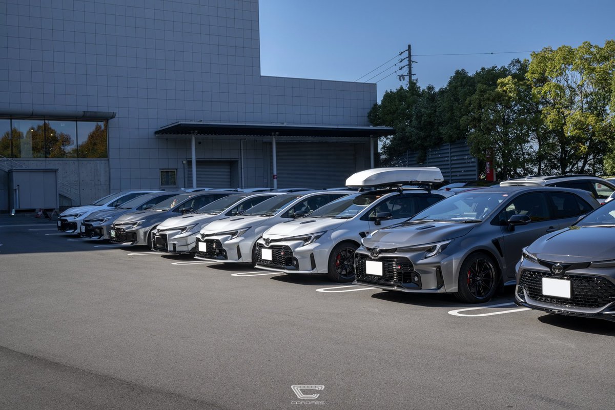 touya_improlla's tweet photo. Morning everyone!
Feeling all the love—thanks!

We’ve got a Corolla Festival here in Japan.
All the Corolla fans together… jealous yet? 😏

＠Corollafestival https://t.co/S0UjdsD7fg