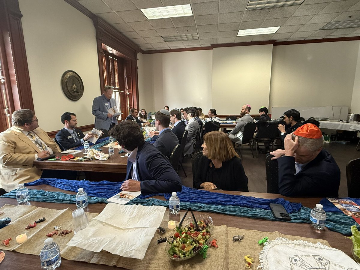 bluestein's tweet image. Happening now: A Sine Die Seder under the Gold Dome #gapol