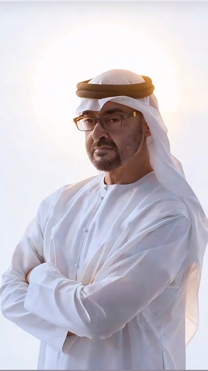 نـايـف tweet media