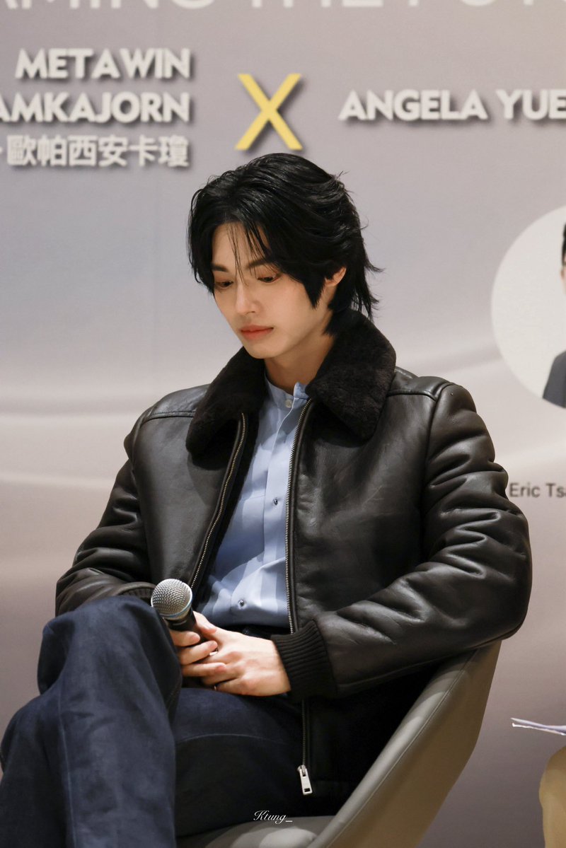 𖦹‎' ‐ '𖦹‎‎ tweet media