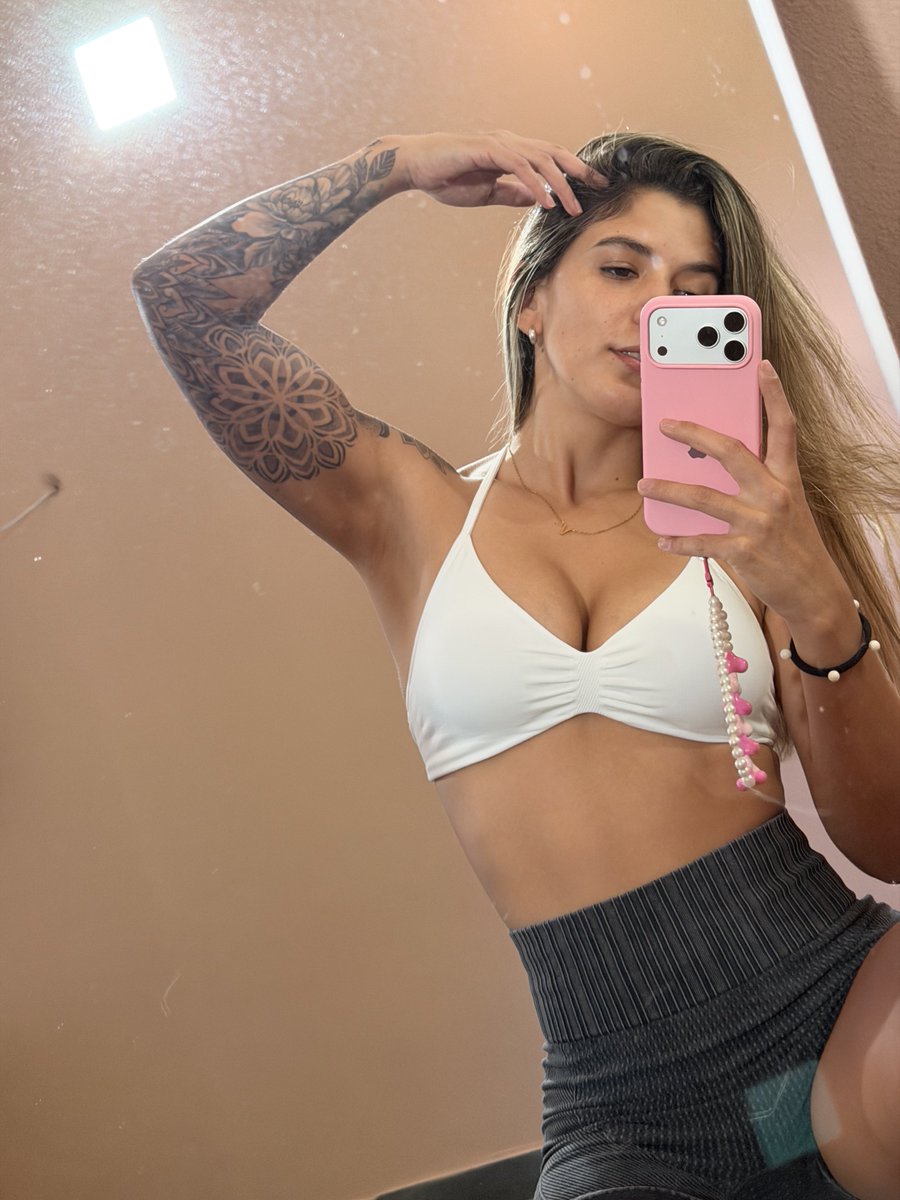 Victoria 💋💖 tweet media