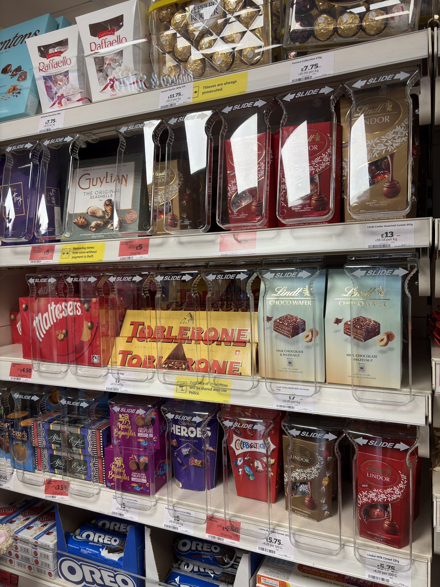 Sergej Komkov tweet media