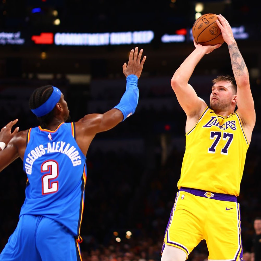 LakeShowYo tweet media