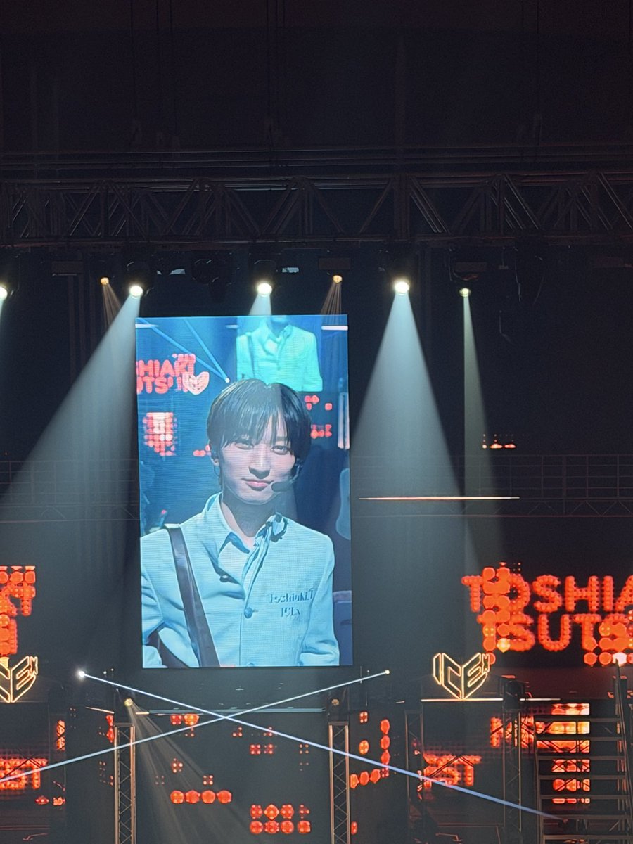 りじちょー tweet media