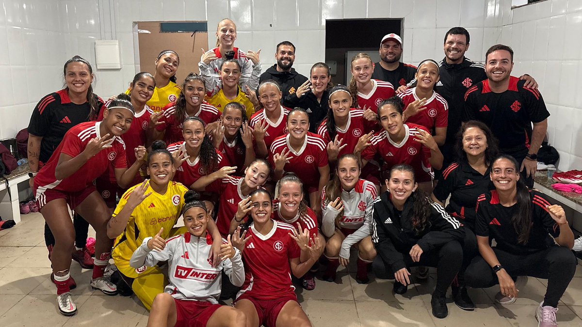 Gurias Coloradas tweet media