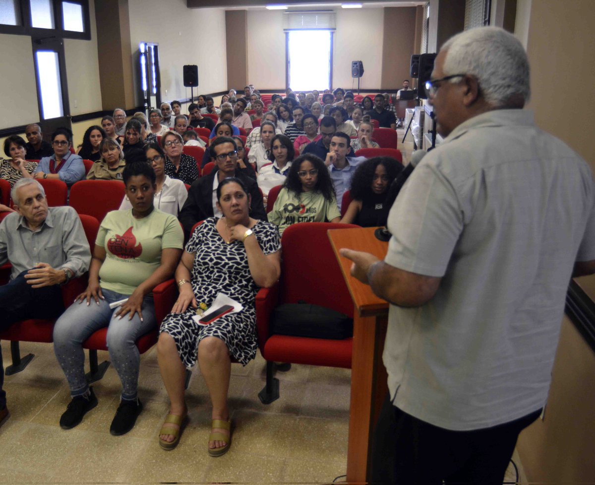 TSupremoCU's tweet photo. Tarde de alegrías y compromisos renovados. La casa grande celebró los aniversarios de la OPJM y la UJC.
¡Nuestros jóvenes son el presente y el futuro!
La noticia completa aquí:
https://t.co/TU0vdx96hi https://t.co/dGAr47Zhcl