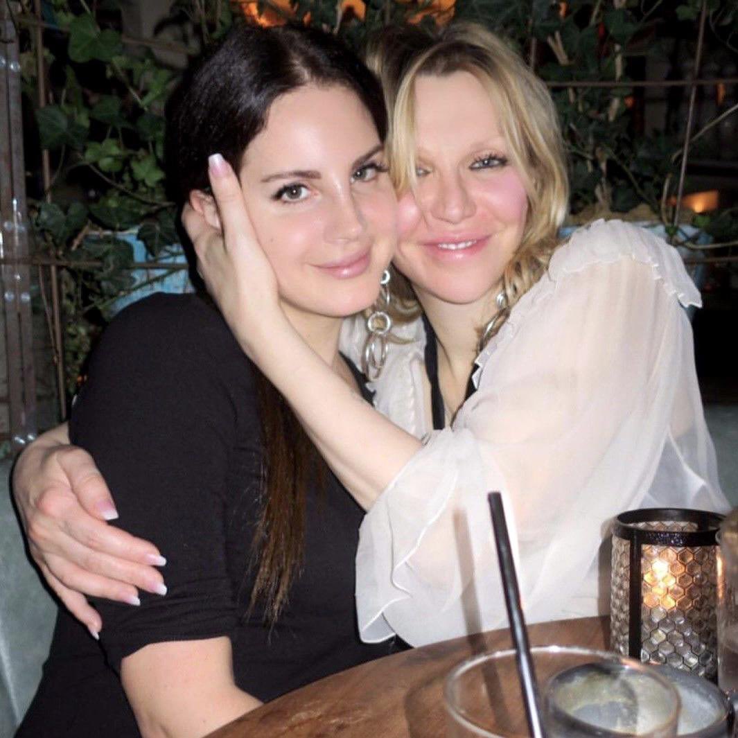 Lana Core tweet media