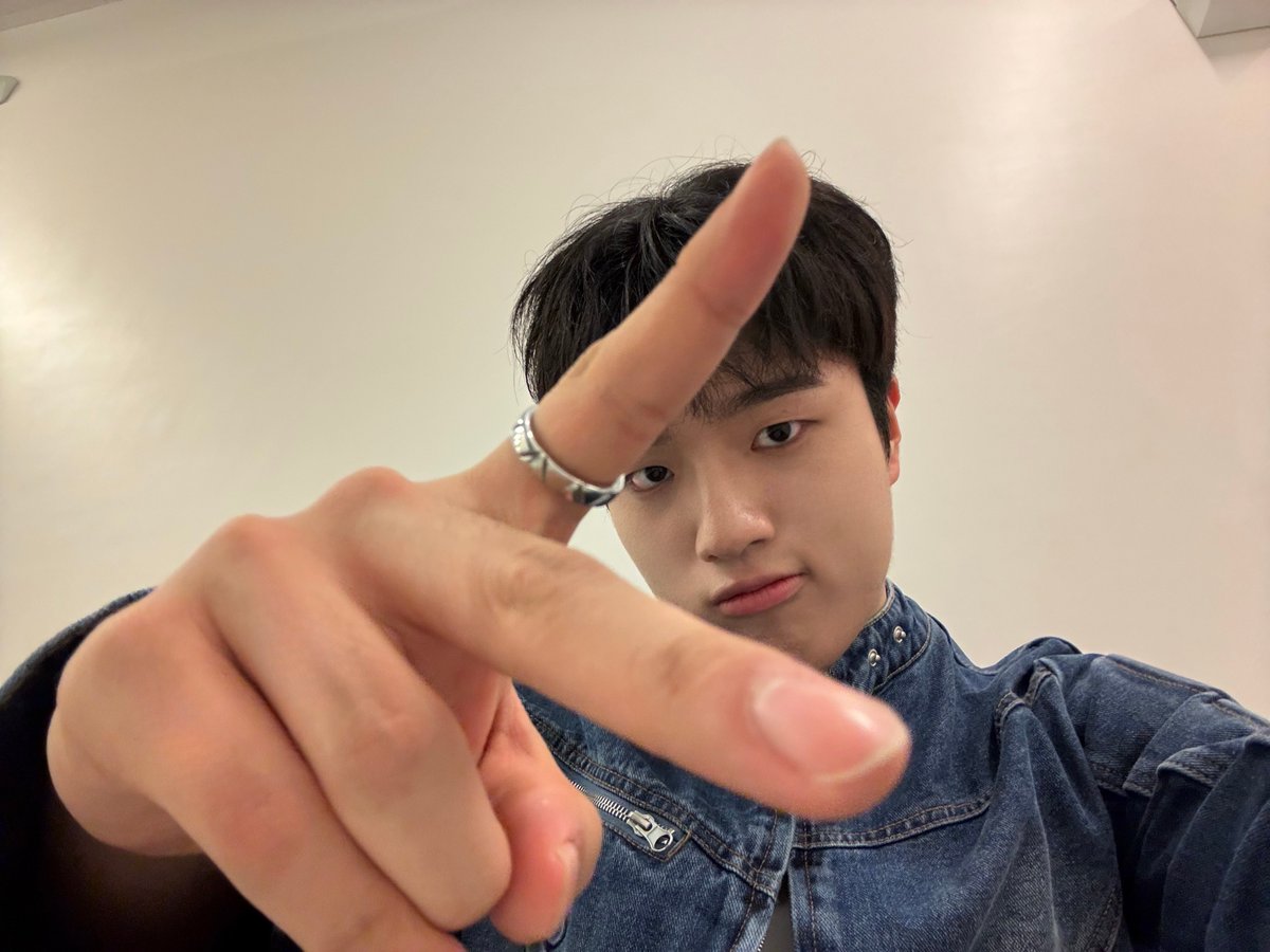 TRENDZ (트렌드지) tweet media