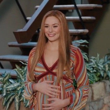 Lena | Rogueneto Zine tweet media