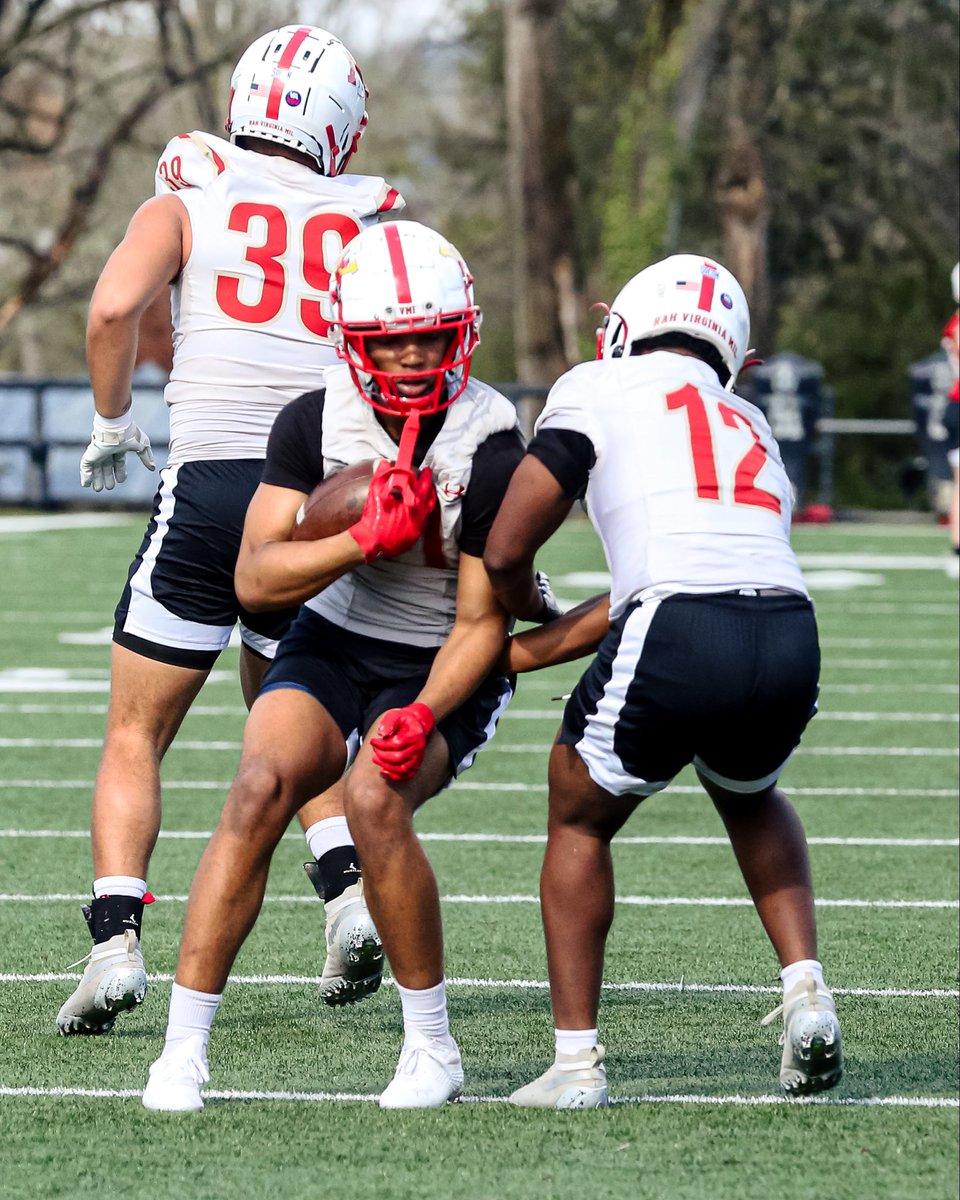 VMI Football tweet media