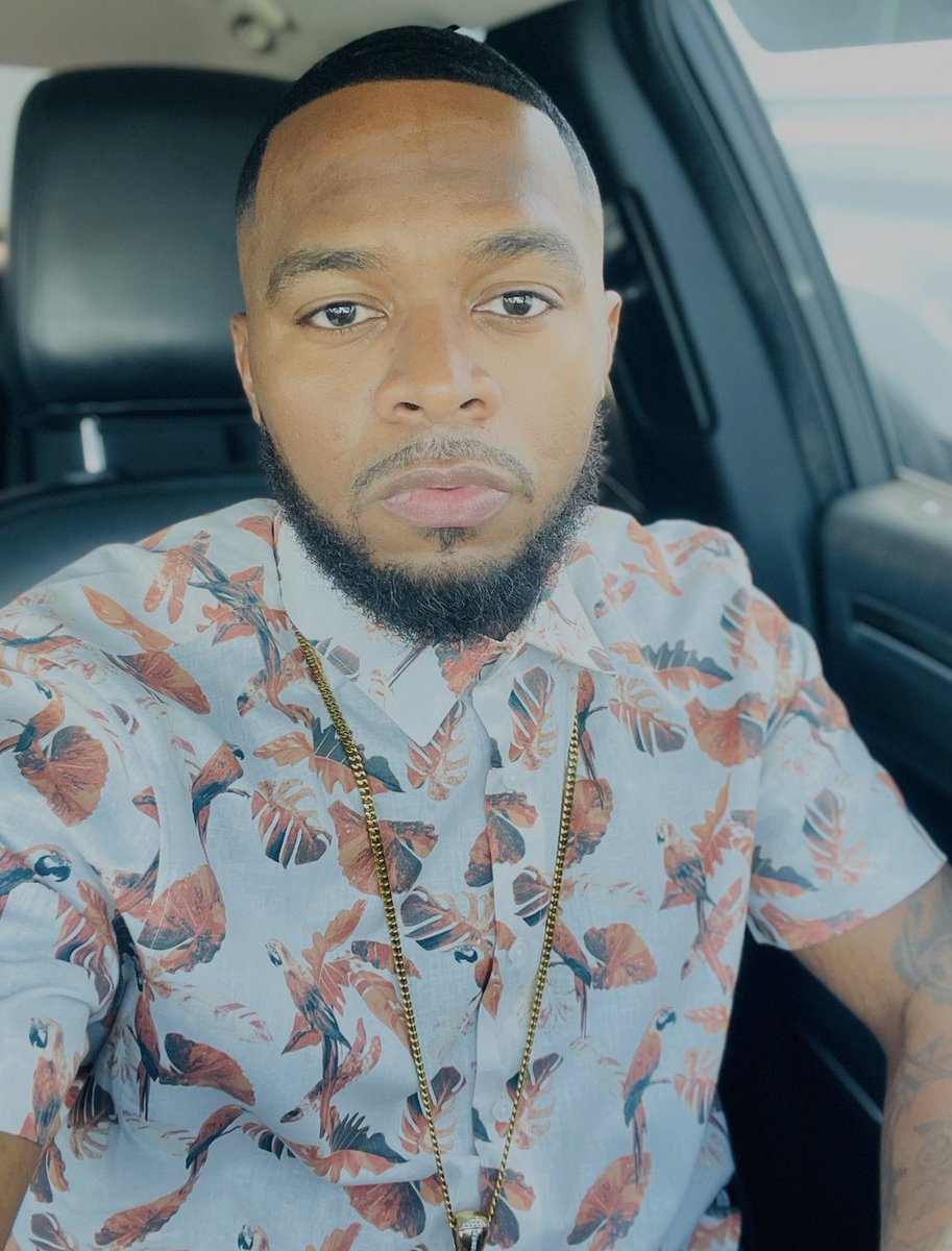 BusDriverBae tweet media