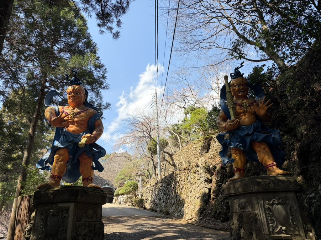 ユきち tweet media