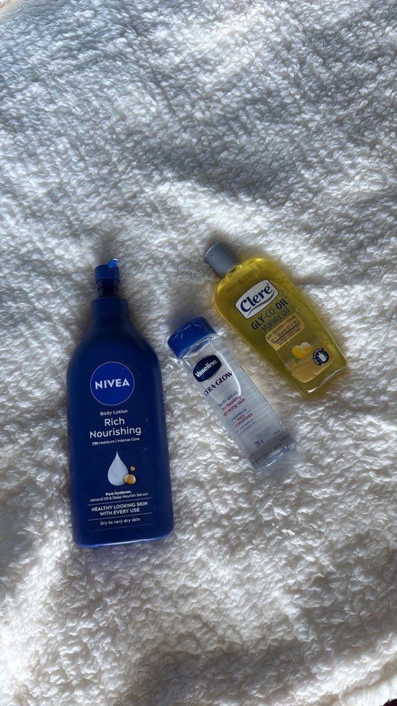 Bria 🎀 tweet media