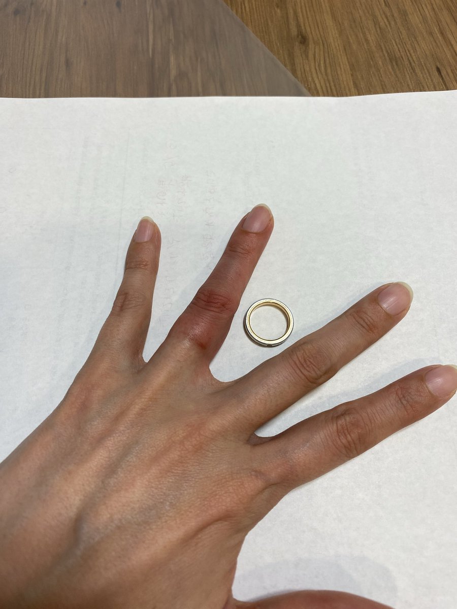 チキりん tweet media