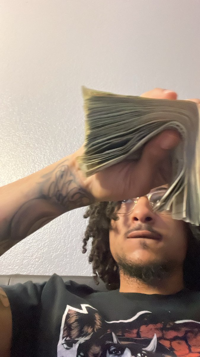 SlimeEd8535's tweet photo. 💸 #Dallas https://t.co/pGttp31pLi
