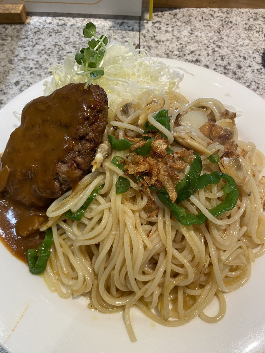 ローランぺりお tweet media