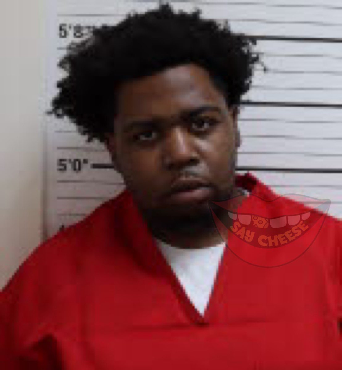 SAY CHEESE! 👄🧀 tweet media