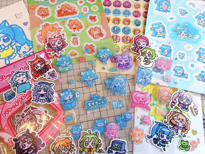 通販のお知らせ 4月4日(日)20時〜OPENします! 新作シールを含め、今まで作ってきたシールを販売します! シールをたくさんはったり、交換などにつかってね 販売期間:4/4(日)20時〜5/1(金)朝まで