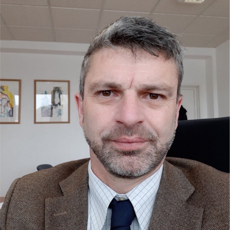 INVASION FRANCE INFO tweet media