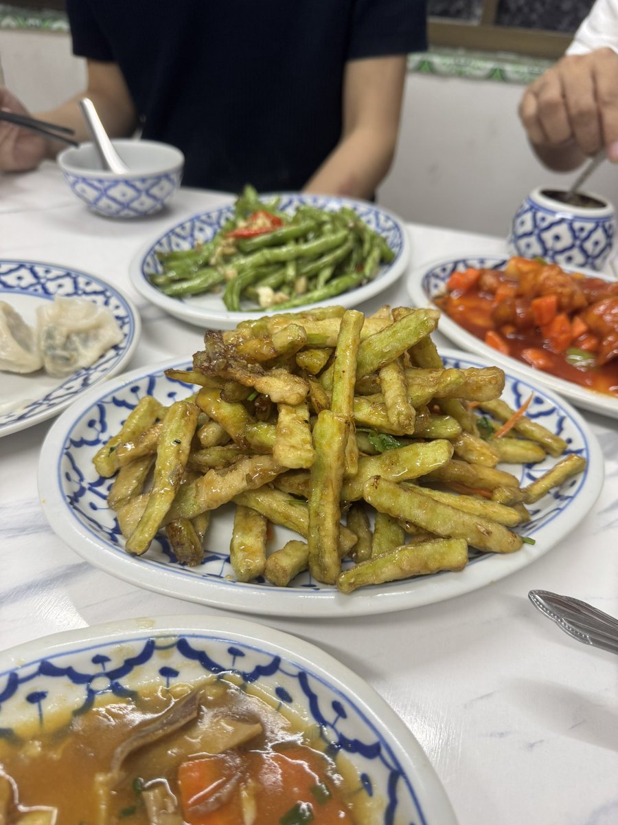 พี่เจ้าก้อนขนนุ่มนิ่ม tweet media