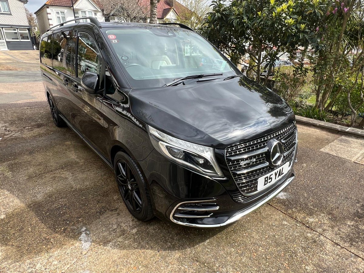 alloywheelfix's tweet photo. Airport taxi service covering #reigate #redhill #dorking and all surrounding areas.
From a standard car to Mercedes V class 7 seater .

#Gatwick - #Heathrow Airport drop and collection service.

WhatsApp 07454531359 🐣 https://t.co/aD38JGSBqd