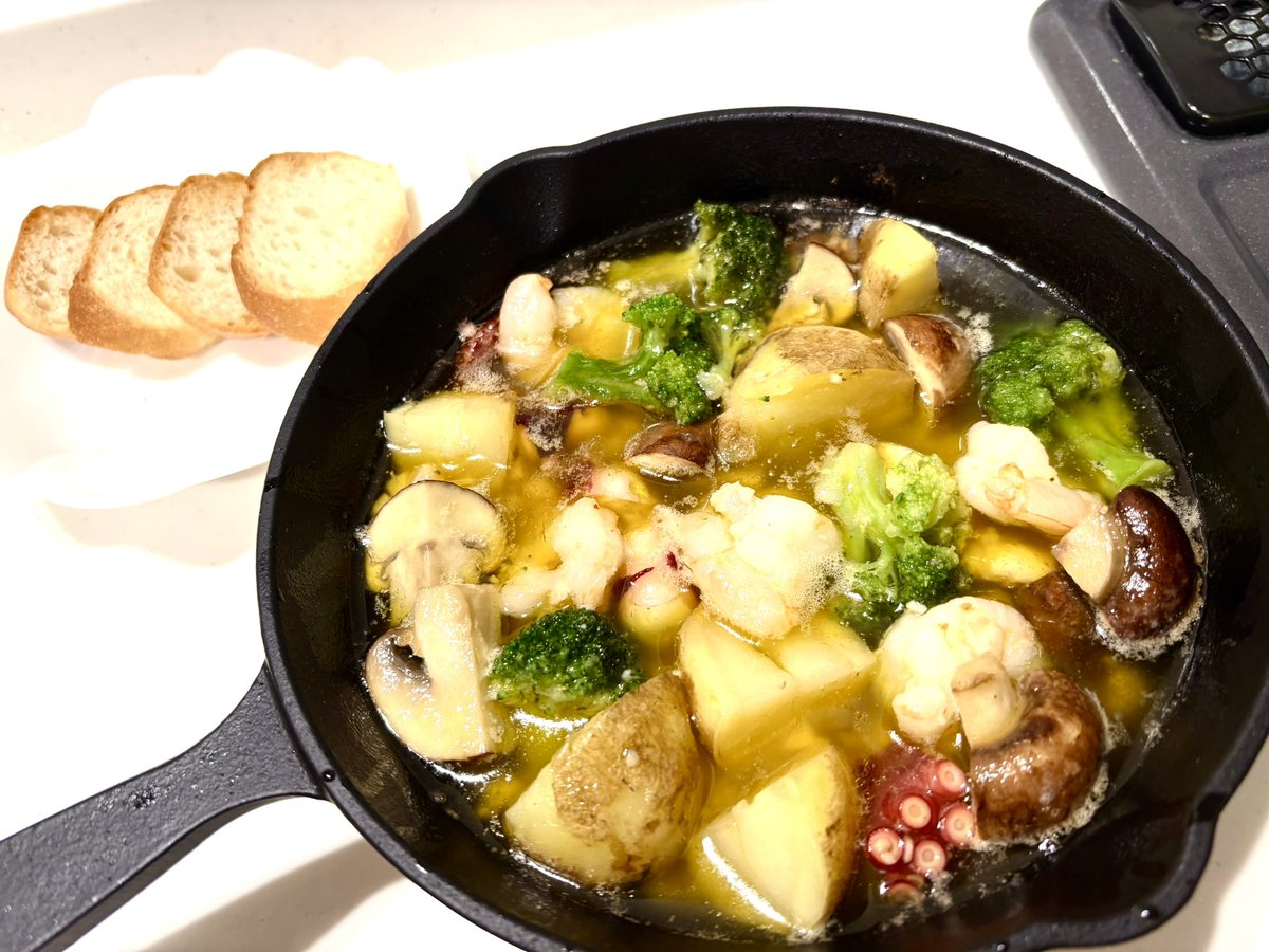 なすだく tweet media