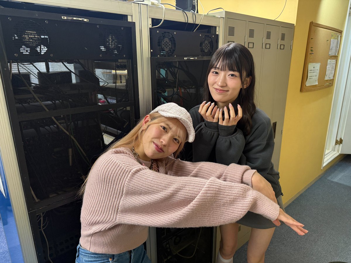 OCHA NORMA中山夏月姫とアンジュルム為永幸音のPinky Friday GOLD tweet media