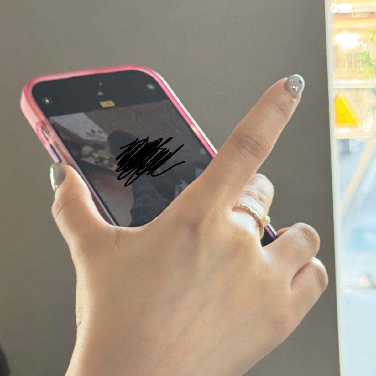 김튜디 tweet media