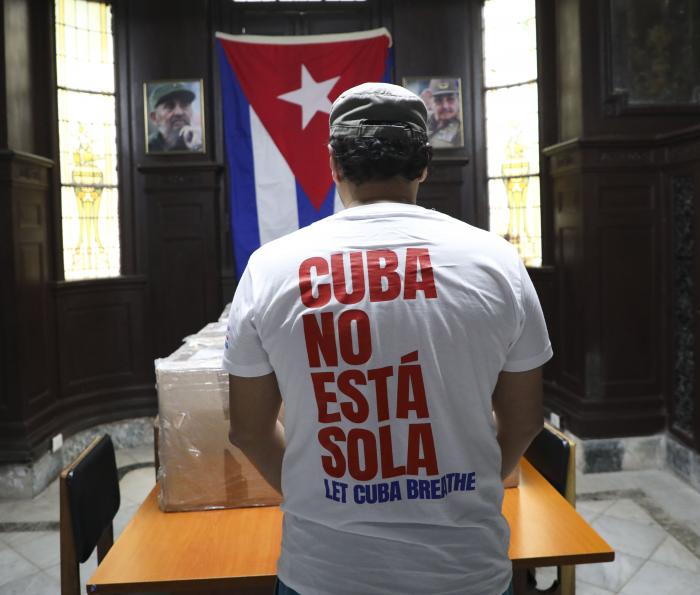 🇺🇸🇨🇺ǀ Cuando la Casa Blanca decretó la asfixia energética🛢️ que, según expertos, podría llevar a la parálisis total del país en cuestión de semanas, no actuó sobre números abstractos. Hombres, mujeres, niños, ancianos, sufren sus consecuencias.
🔗acortar.link/2doASI