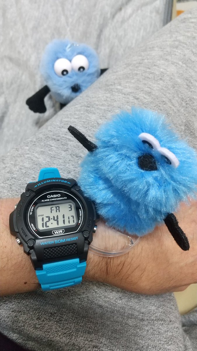 hide hide tweet media