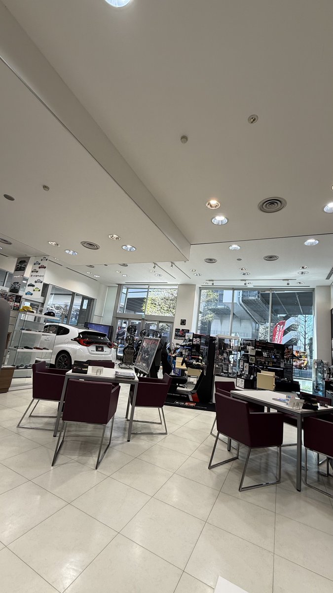 ケロ助@GRスープラ ガムテープ芸w tweet media