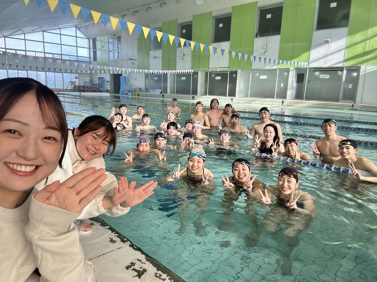 こんにちは☀️

今日の朝練に新入生2名が体験に来てくれました！！久しぶりの全体練ということもあり、とても賑やかで楽しい練習になりました🏊‍♂️