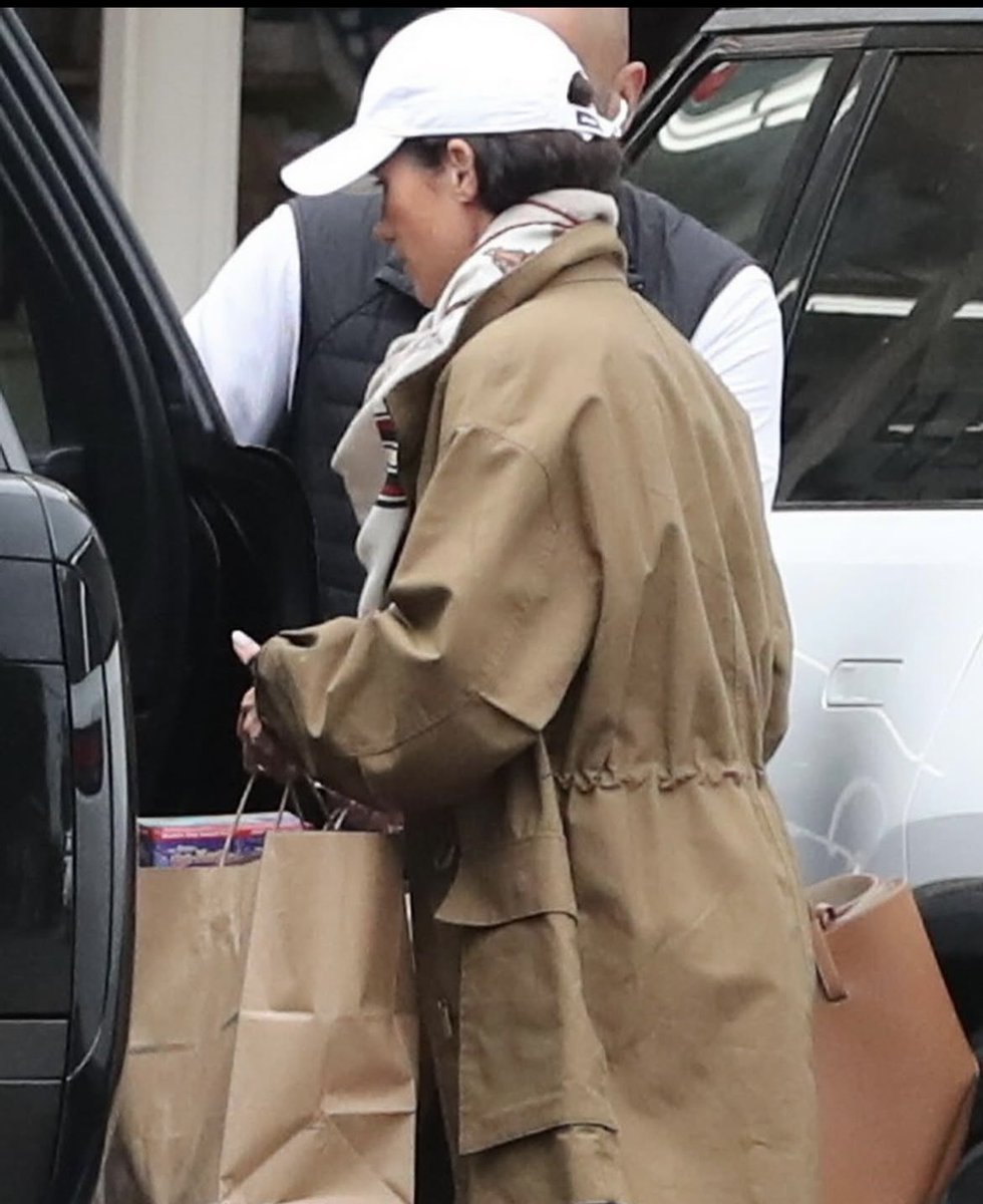 Princess CarParkle 👑 tweet media