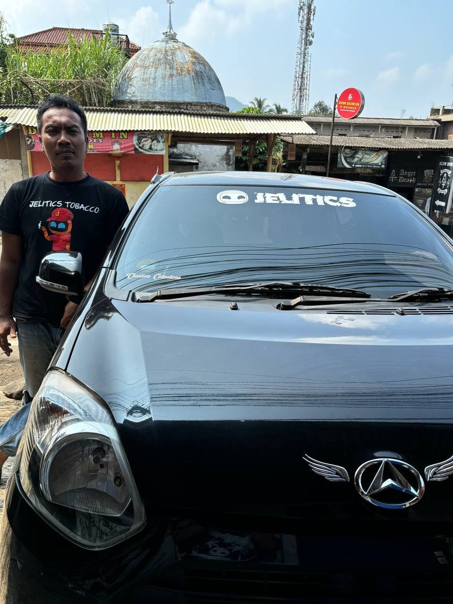 Jelitics tweet media