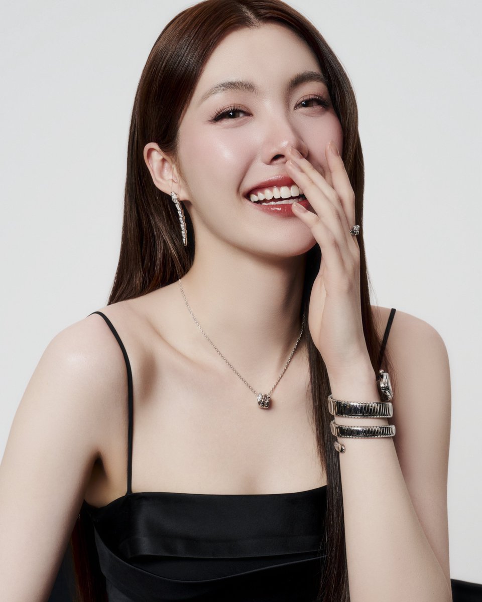 SiamParagon tweet media