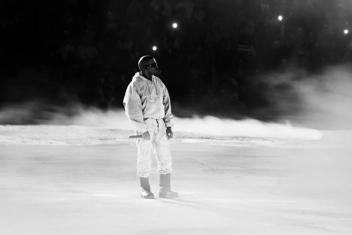 YEEZYTranslate tweet media