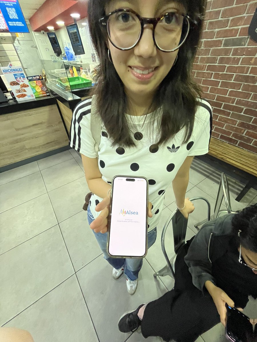 ey3soup's tweet photo. FALLA NACIONAL EN LA APP “MY ALSEA” 🚨🚨🚨‼️ Empleada de starbucks fallece de hambre por lo sucedido. #alsea https://t.co/1zmYt88PSE