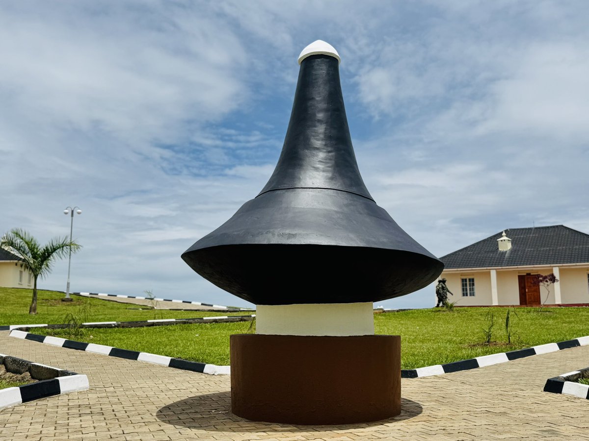 Finest🏀🍒🏊‍♀️ tweet media