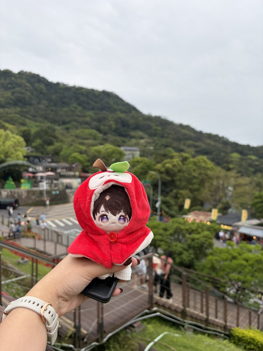 𝒪𝓅𝑒𝓃𝒾𝓃𝑔 𝓂𝓎 𝐿𝑜𝓉𝓊𝓈 𝒻𝑜𝓇 𝒞𝒶𝓁𝑒𝒷🪷 tweet media