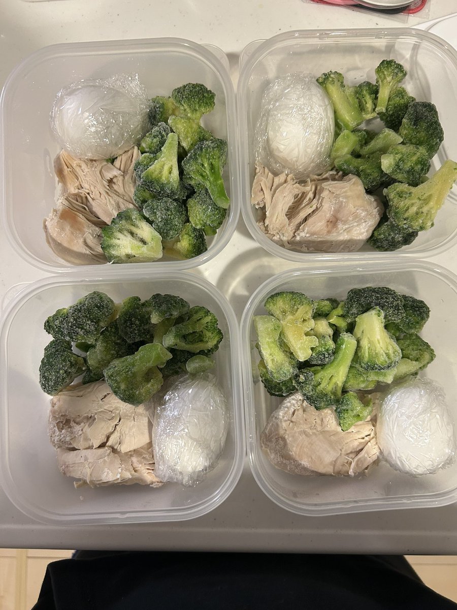 りそる tweet media