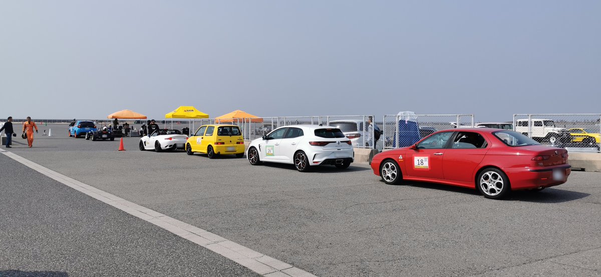 Carmeet Japan＠オールジャンルオフ会とジムカーナ走行会の同時開催やってます tweet media