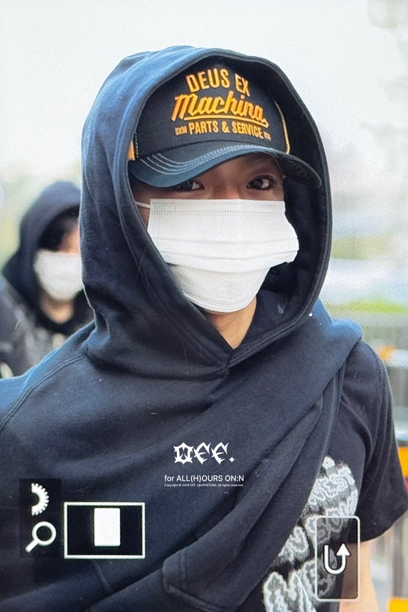 𝗢𝗙𝗙. tweet media