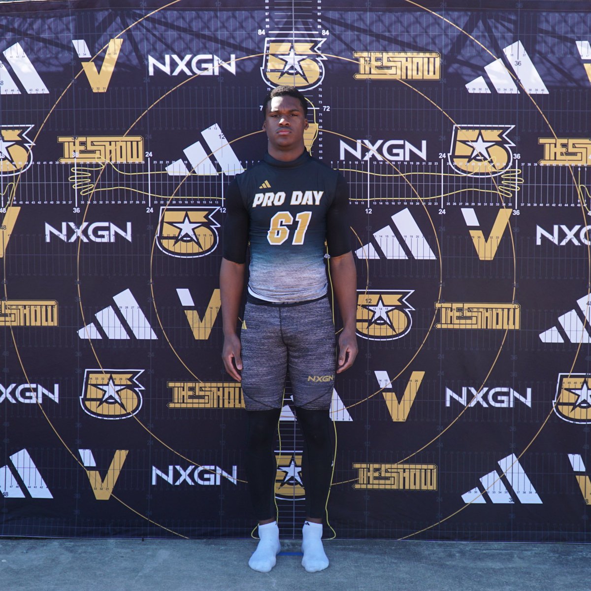 Deylen Jones tweet media