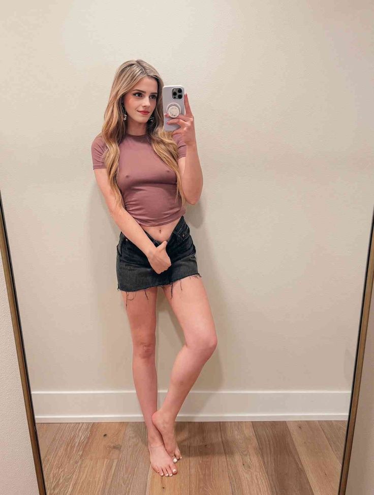 Emma Watson tweet media