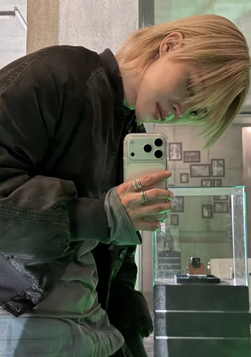 Ann 🪭 ｡𖦹 | Arirang me hizo mujer tweet media