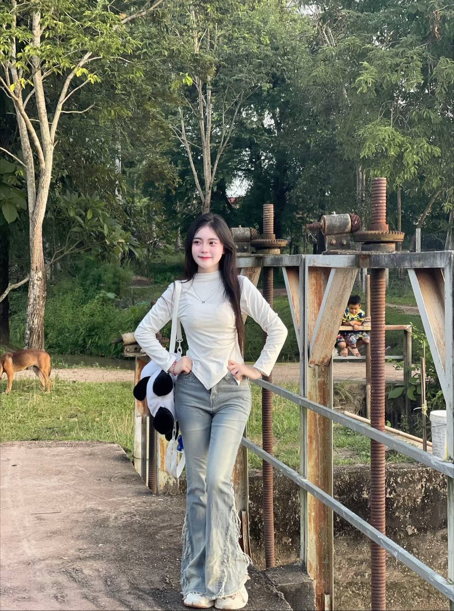 สาวม้งลาว น่ารัก(Hmong Lao Beautiful) tweet media