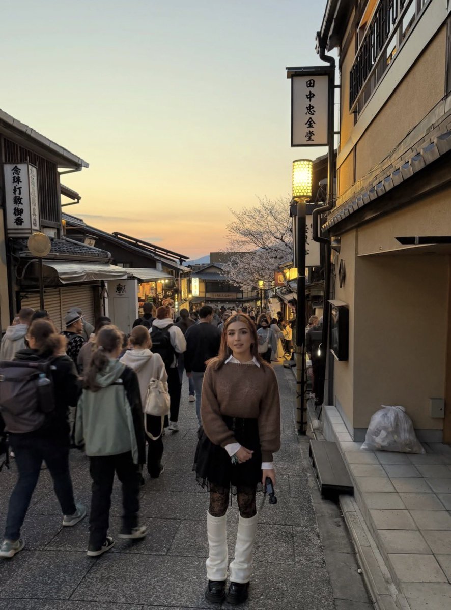 Info Gab tweet media