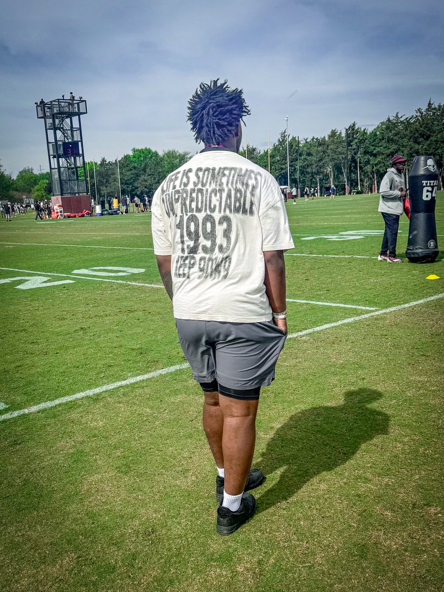 Thank you <a href="/HailStateFB/">Mississippi State Football</a> for that invite and hospitality! 

<a href="/247Sports/">247Sports</a> @On3Recruits <a href="/Rivals/">Rivals</a>
@tomloy247 <a href="/ChadSimmons_/">ChadSimmons</a> <a href="/adamgorney/">Adam Gorney</a> <a href="/RecruitGeorgia/">Recruit Georgia</a> <a href="/CharlesPower/">Charles Power</a>
<a href="/PlayBookAthlete/">PLAYBOOK ATHLETE</a> <a href="/SWiltfong_/">Steve Wiltfong</a> <a href="/GregSmithRivals/">Greg Smith</a> <a href="/samspiegs/">Sam Spiegelman</a> <a href="/BrandonHuffman/">Brandon Huffman</a> <a href="/RivalsHS/">Rivals High School</a>